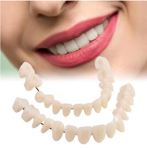 Model Improve Smile Top and Bottom Fake Teeth