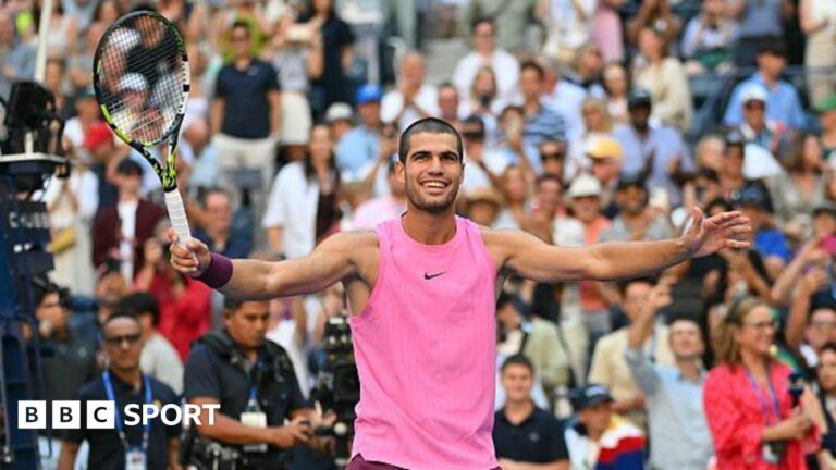 US Open results 2025: Carlos Alcaraz into last eight with straight-set win