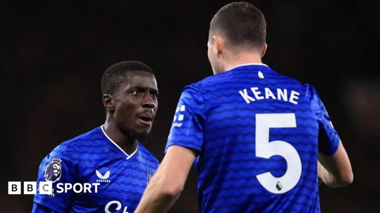 Idrissa Gueye: Everton red card appeal rejected by FA, says David Moyes