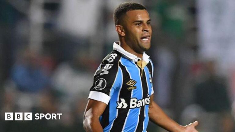 Alysson transfer news: Aston Villa agree £10.5m deal for Gremio winger