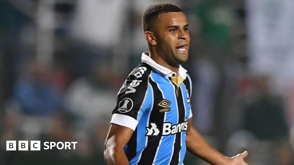 Alysson transfer news: Aston Villa agree £10.5m deal for Gremio winger