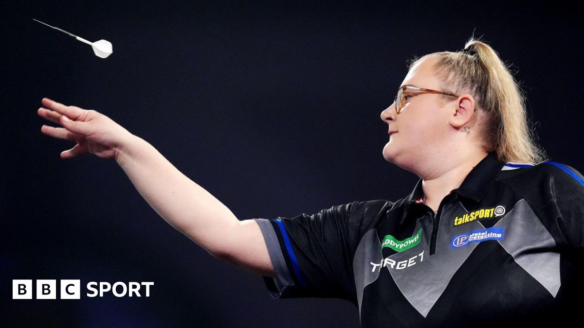 PDC World Darts Championship 2026: Beau Greaves loses to Daryl Gurney in deciding set of first-round match