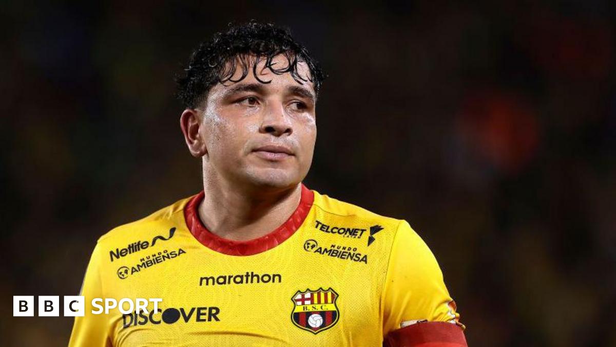 Mario Pineida: Ecuador defender killed in shooting in Guayaquil