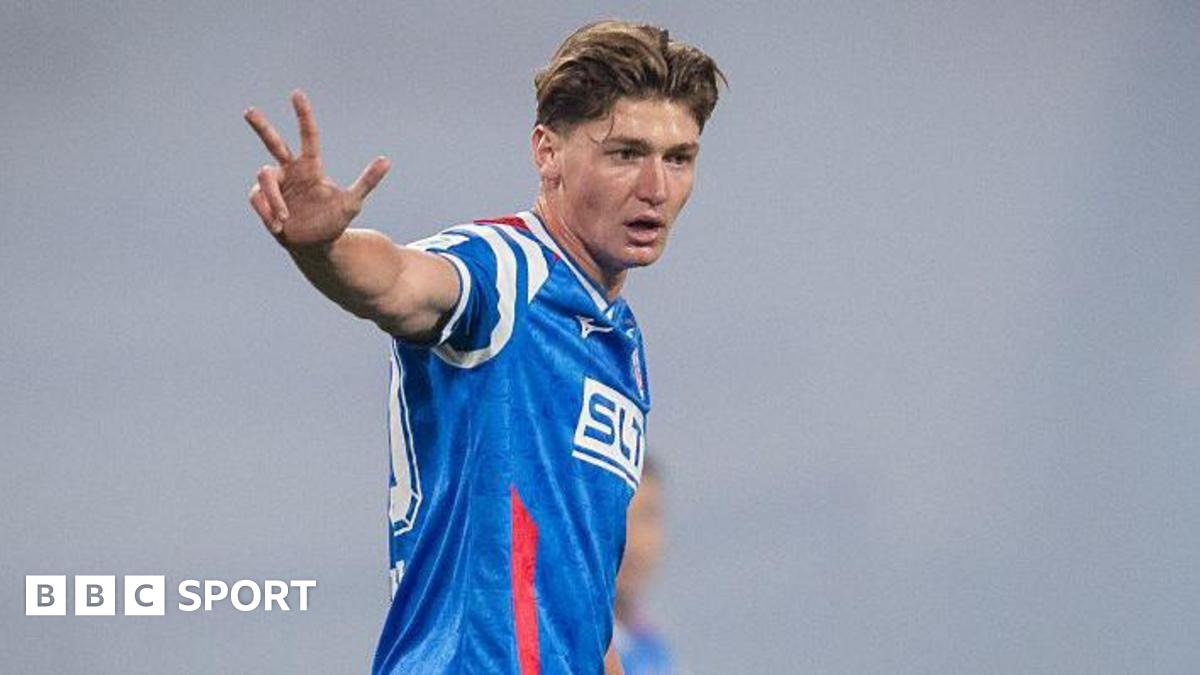 Ryan Naderi: Rangers buy German striker from Hansa Rostock