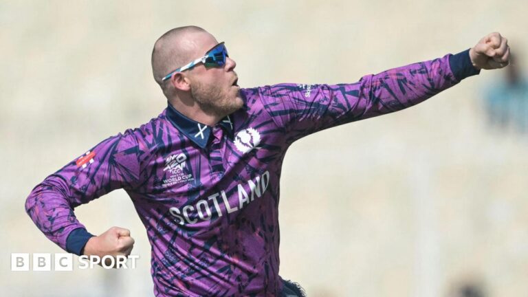 T20 World Cup: Michael Leask & George Munsey star as Scotland beat debutants Italy