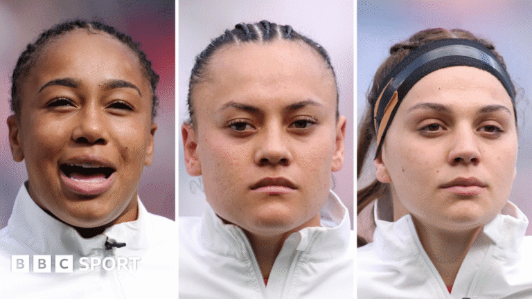 Women’s Six Nations: England forward trio return for France decider