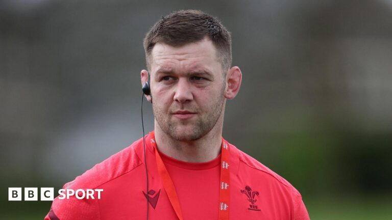 Dan Lydiate: Ex-Test forward to leave Dragons and become full-time coach with Wales