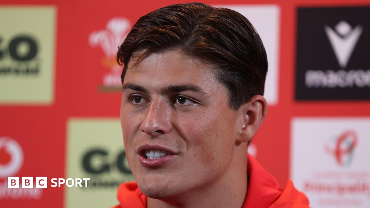 Louis Rees-Zammit: Wales wing says more to come for next season