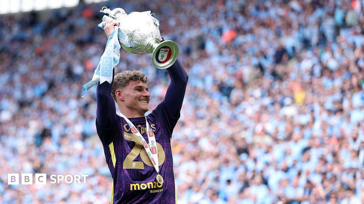 Coventry City: Carl Rushworth completes permanent move from Brighton