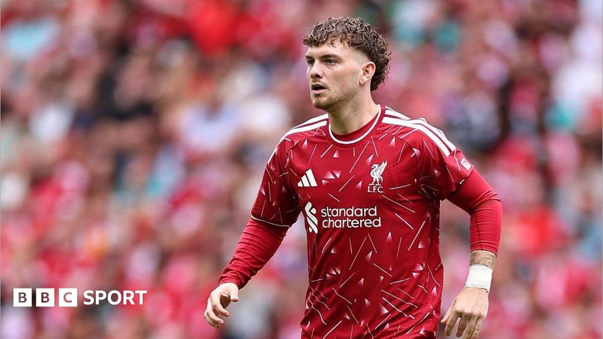 Harvey Elliott to Valencia: Liverpool midfielder close to loan move